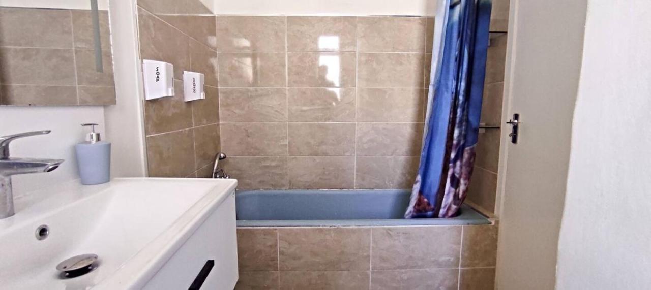 Sea View 2 Bedroom Apartment Marsaskala Exterior photo